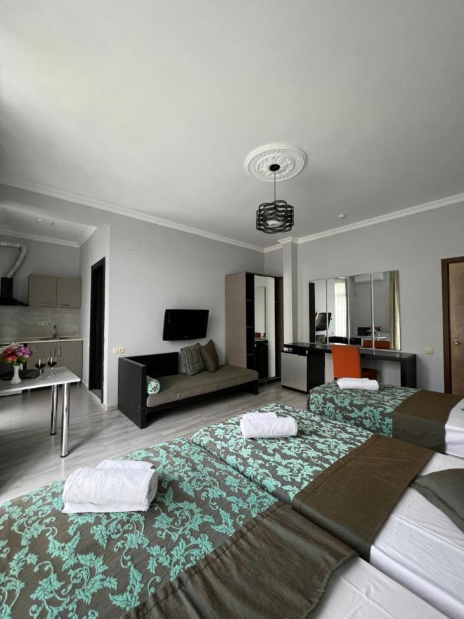 Guesthouse Data Гонио Екстериор снимка