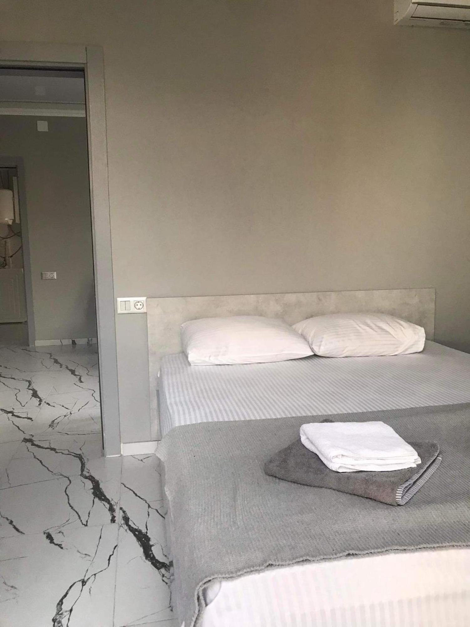 Guesthouse Data Гонио Екстериор снимка