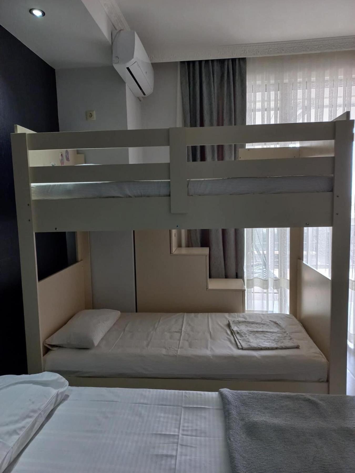 Guesthouse Data Гонио Екстериор снимка