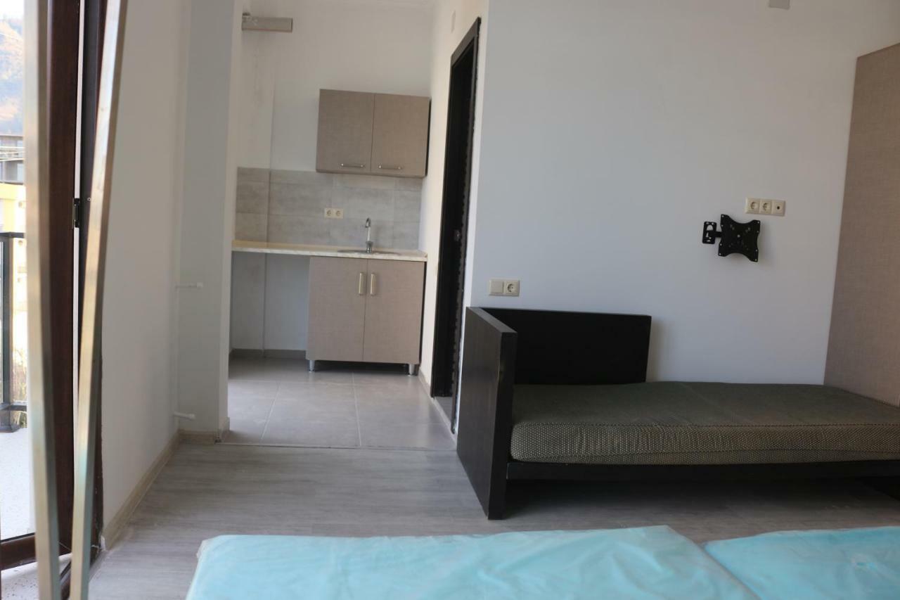 Guesthouse Data Гонио Екстериор снимка